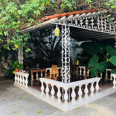 Готель Casa Alsacia Гвадалахара Екстер'єр фото